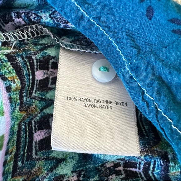 Maeve by Anthropologie Woodland Walk Owl Lightweight 3/4 Sleeve Buttondown, 0 - Picture 10 of 11